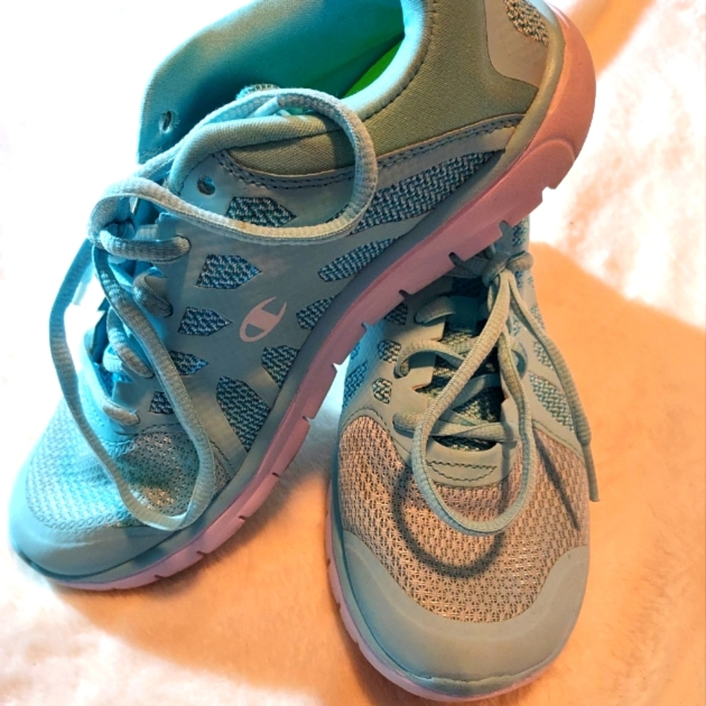 Champion women Tennis shoes